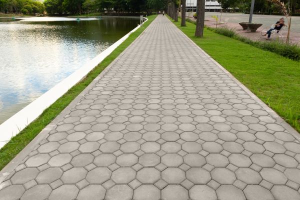 Pathway Pavers Installation in Brooklyn